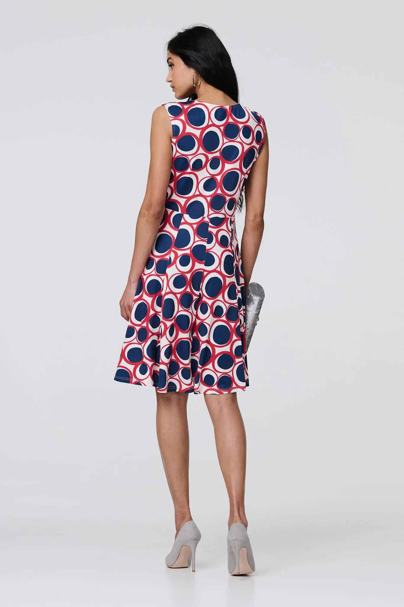 Abstract Sleeveless Knee Length Dress