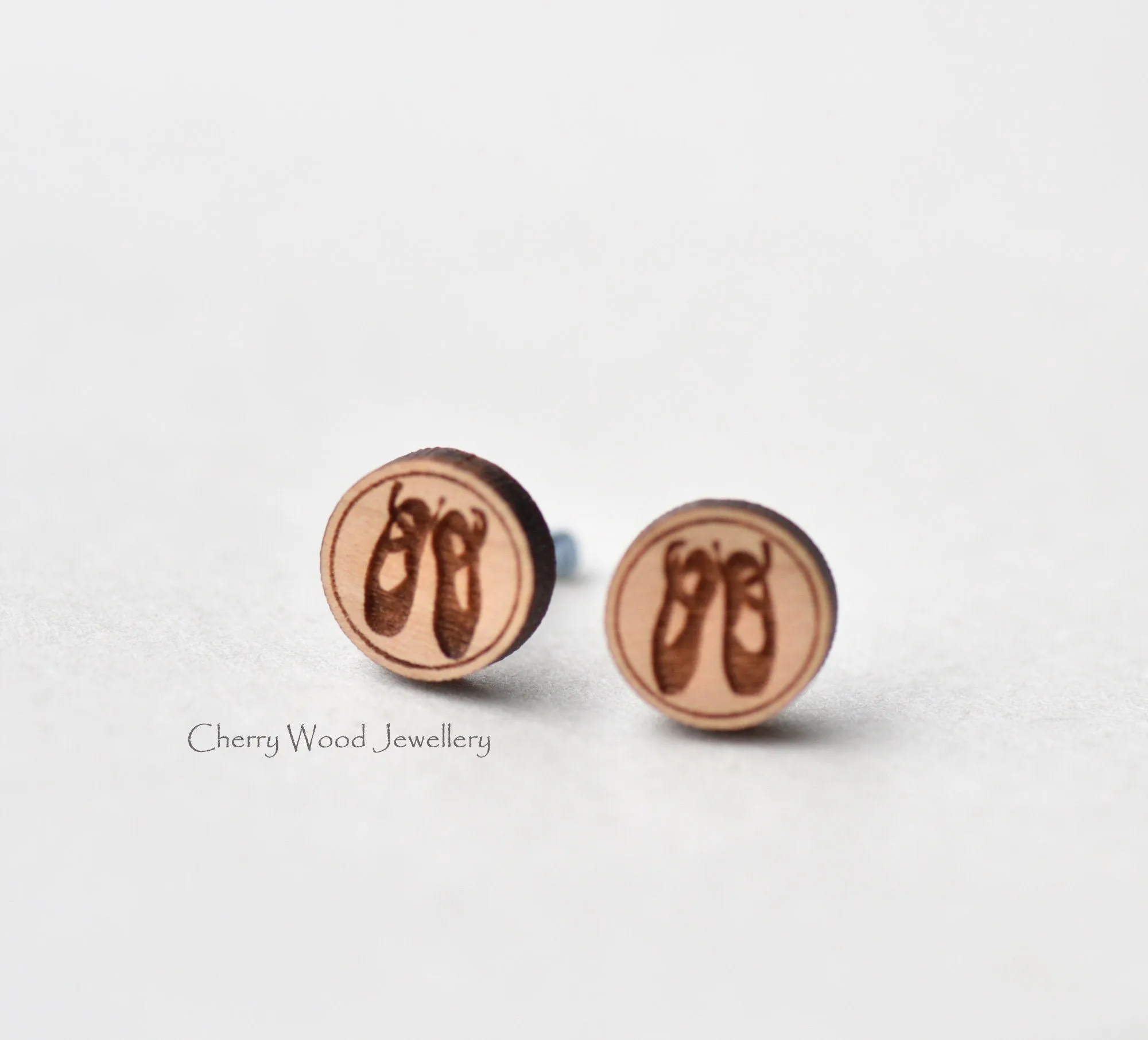 Ballet Shoes Cherry Wood Stud Earrings - ET15101