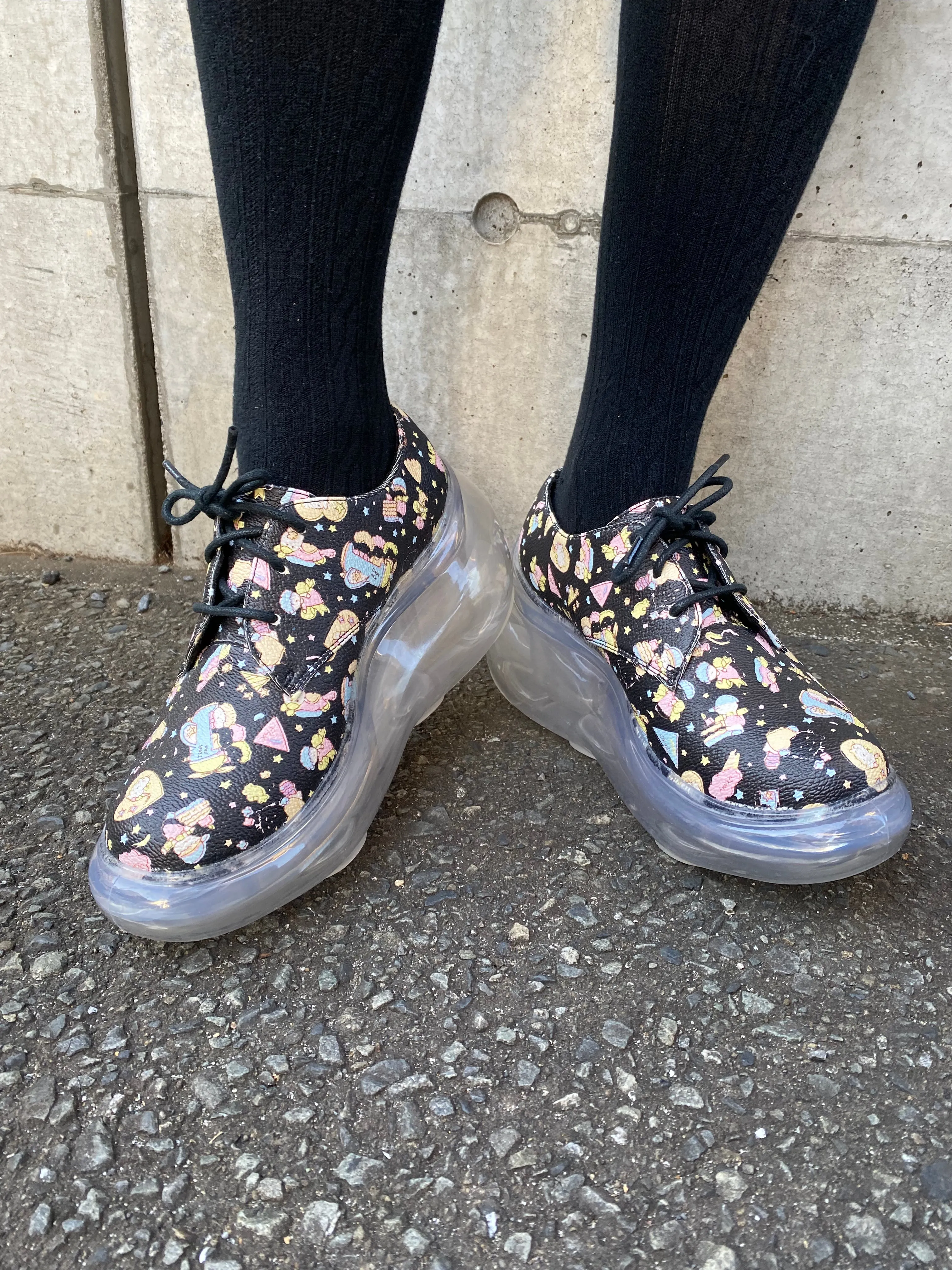 Classic Print Shoes / Black Cartoon