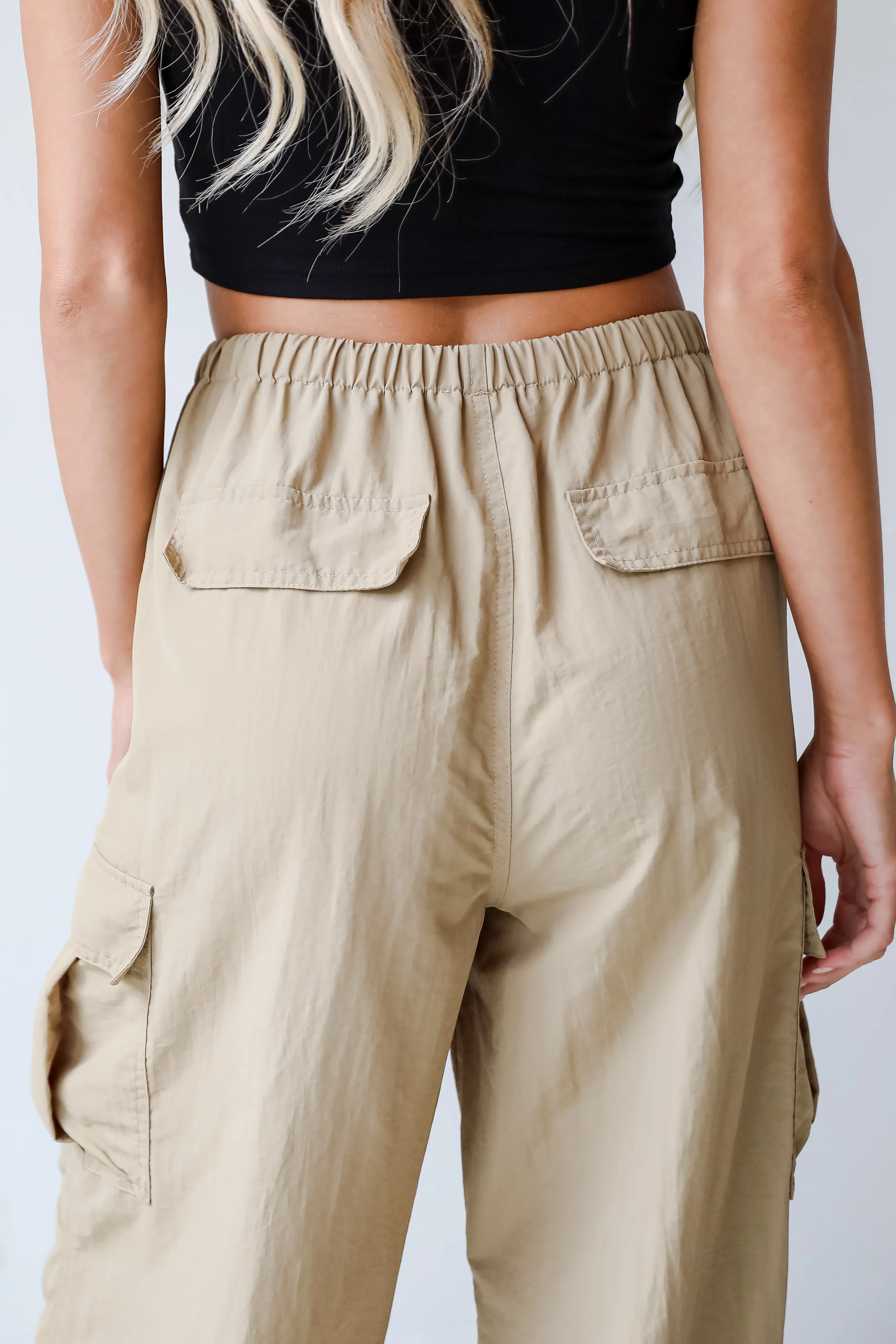 FINAL SALE - Trendsetting Aura Khaki Cargo Pants - DU DEAL