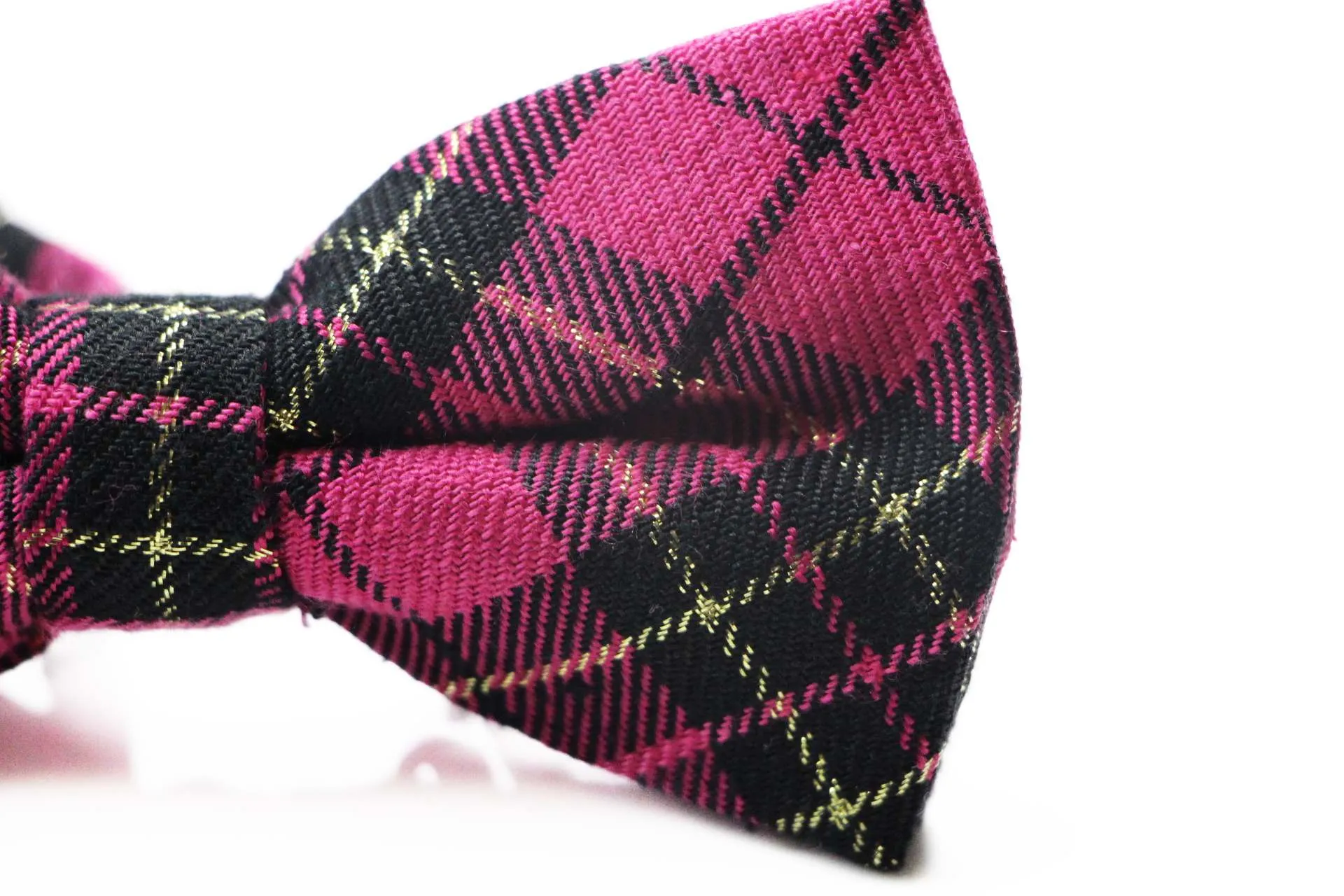 Mens Pink Tarten Patterned Bow Tie With Tinsel