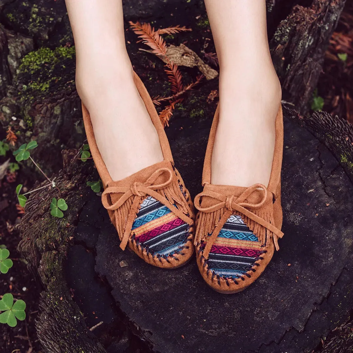 Minnetonka Arizona Kilty Suede Moc - Womens Moccasin