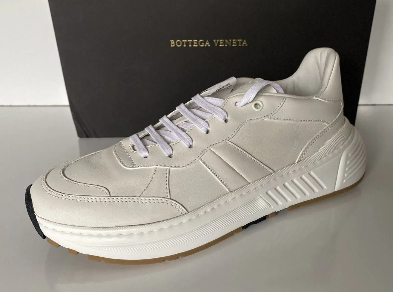 NIB $850 Bottega Veneta Men’s White Calf Leather Sneakers 10 US 565646 9117