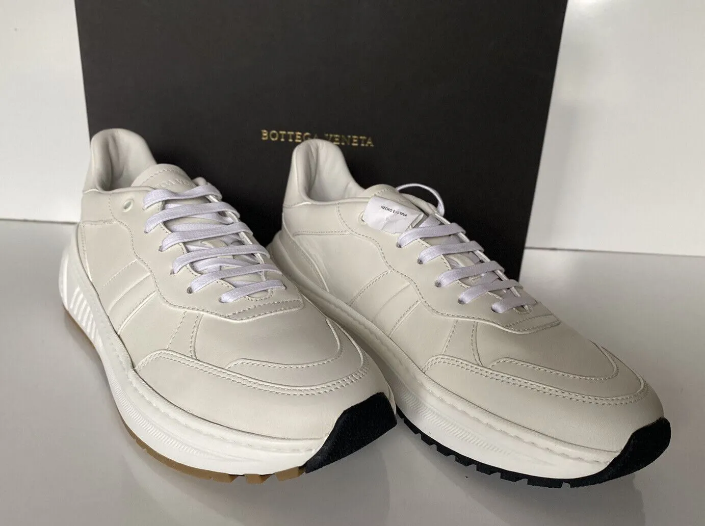 NIB $850 Bottega Veneta Men’s White Calf Leather Sneakers 10 US 565646 9117