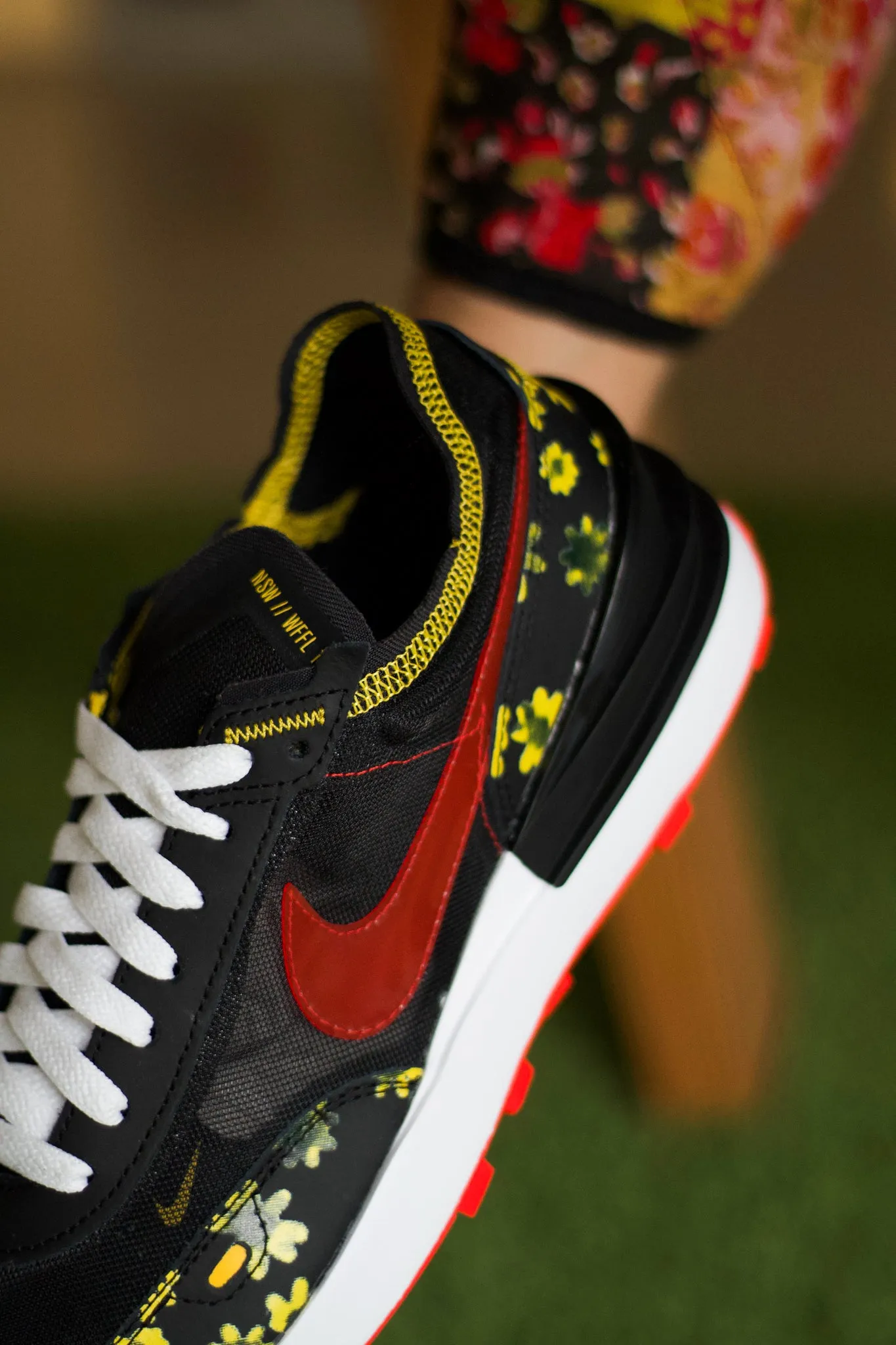 NIKE WAFFLE ONE "SUNFLOWER"