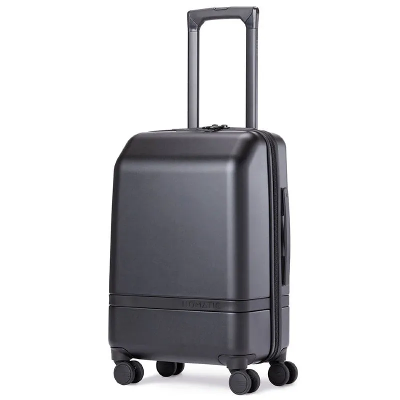 Nomatic Carry-On Classic 22" Spinning Suitcase