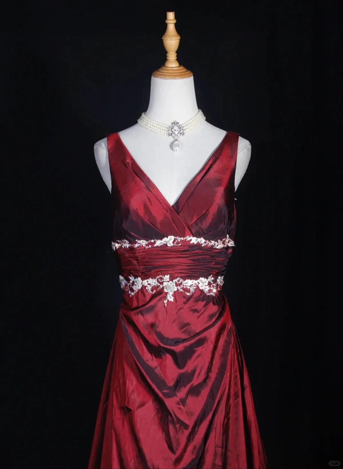 Pretty Wine Red Taffeta V-neckline Long Prom Dress, Wine Red Vintage Party Dress