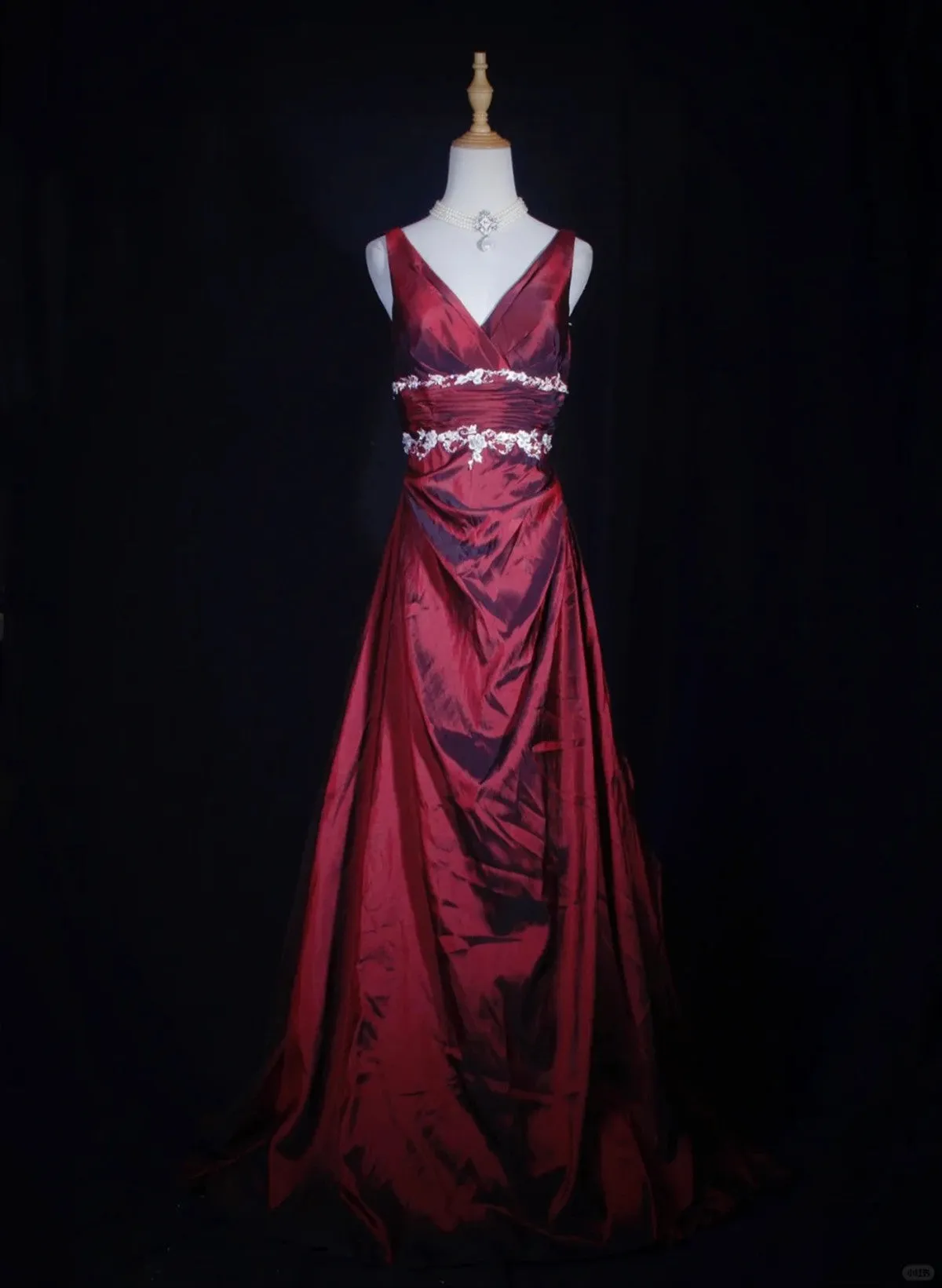 Pretty Wine Red Taffeta V-neckline Long Prom Dress, Wine Red Vintage Party Dress