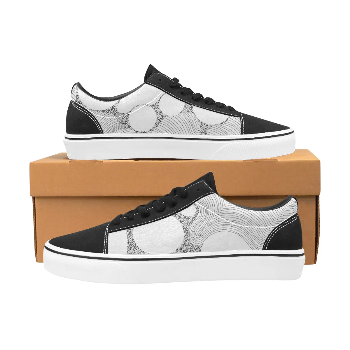 Women's Monochrome Dots Print Low Top Canvas Shoes